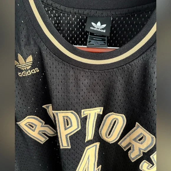 Adidas Ltd Edition Raptors Jersey Black and Gold, adult size medium, stitched - Picture 5 of 6